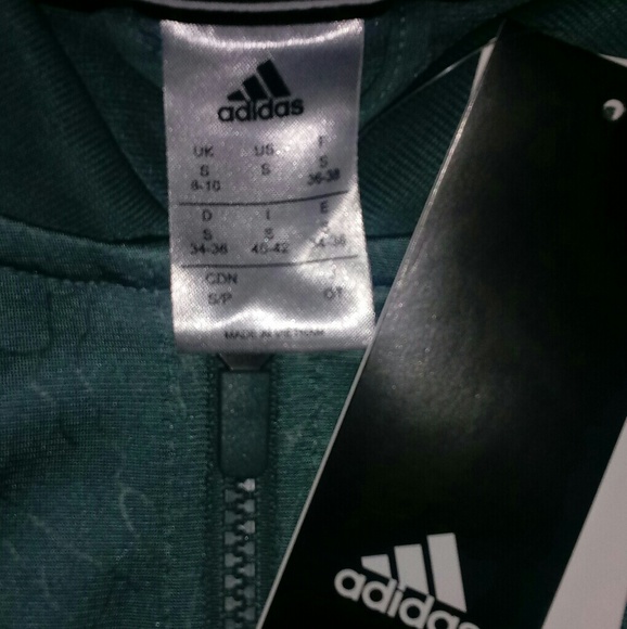 Adidas Embossed Track Jacket Petal Print 🌸 - Picture 4 of 4